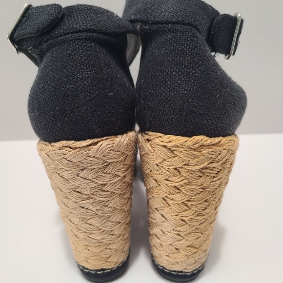 Stuart Weiztman Canvas Wedge Espadrille Sandal Black 7.5 - Picture 2 of 7